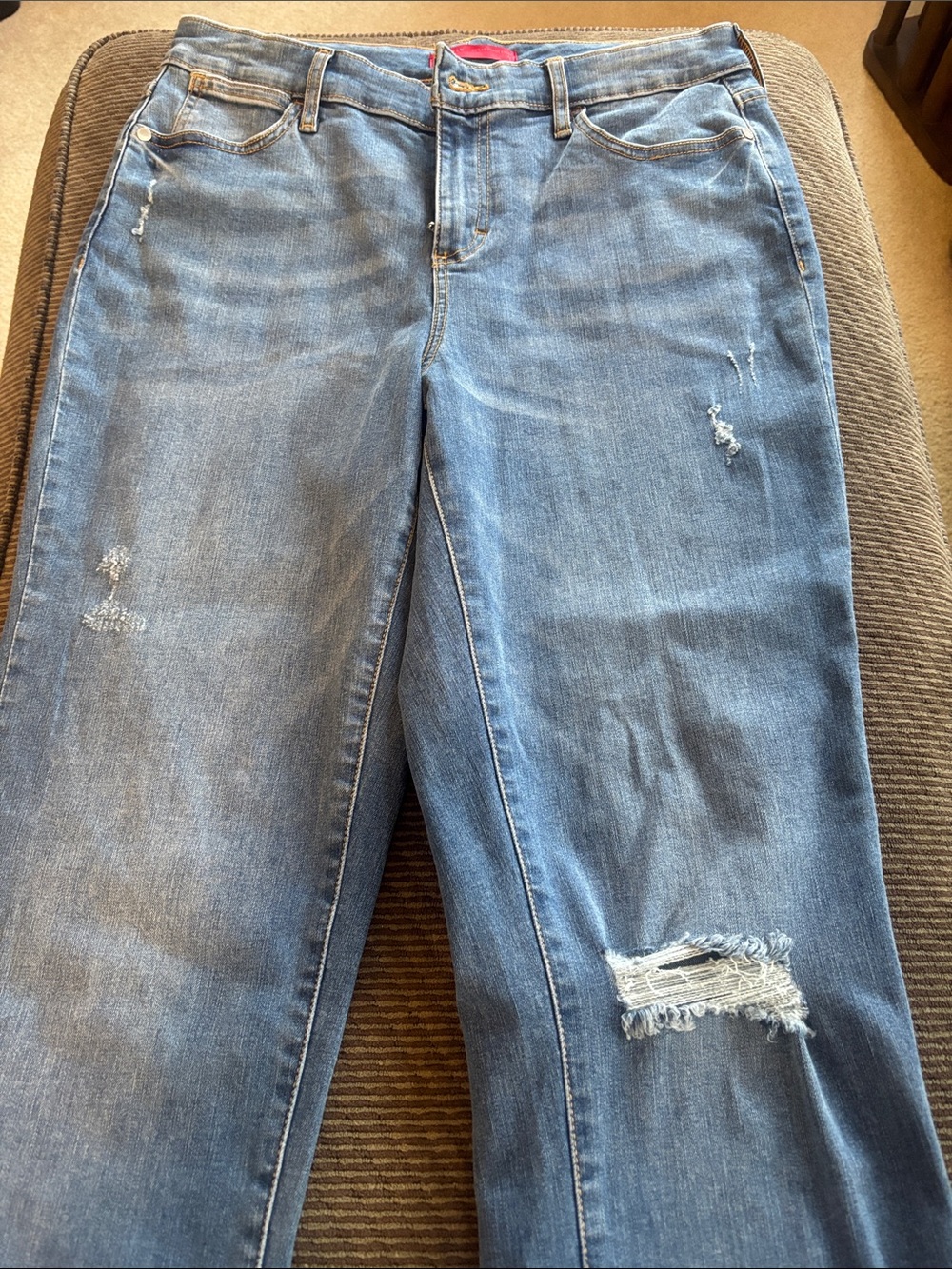 Jennifer Lopez Light Blue Distressed Capris